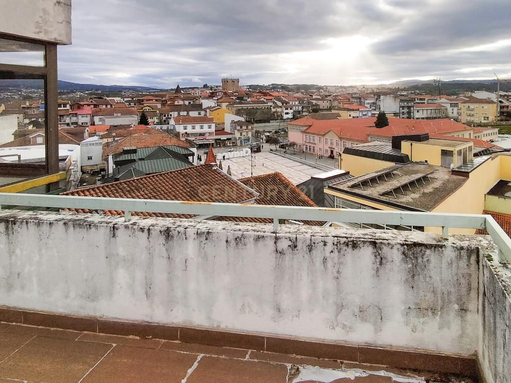 Apartamento de cobertura no centro da cidade - Image 4