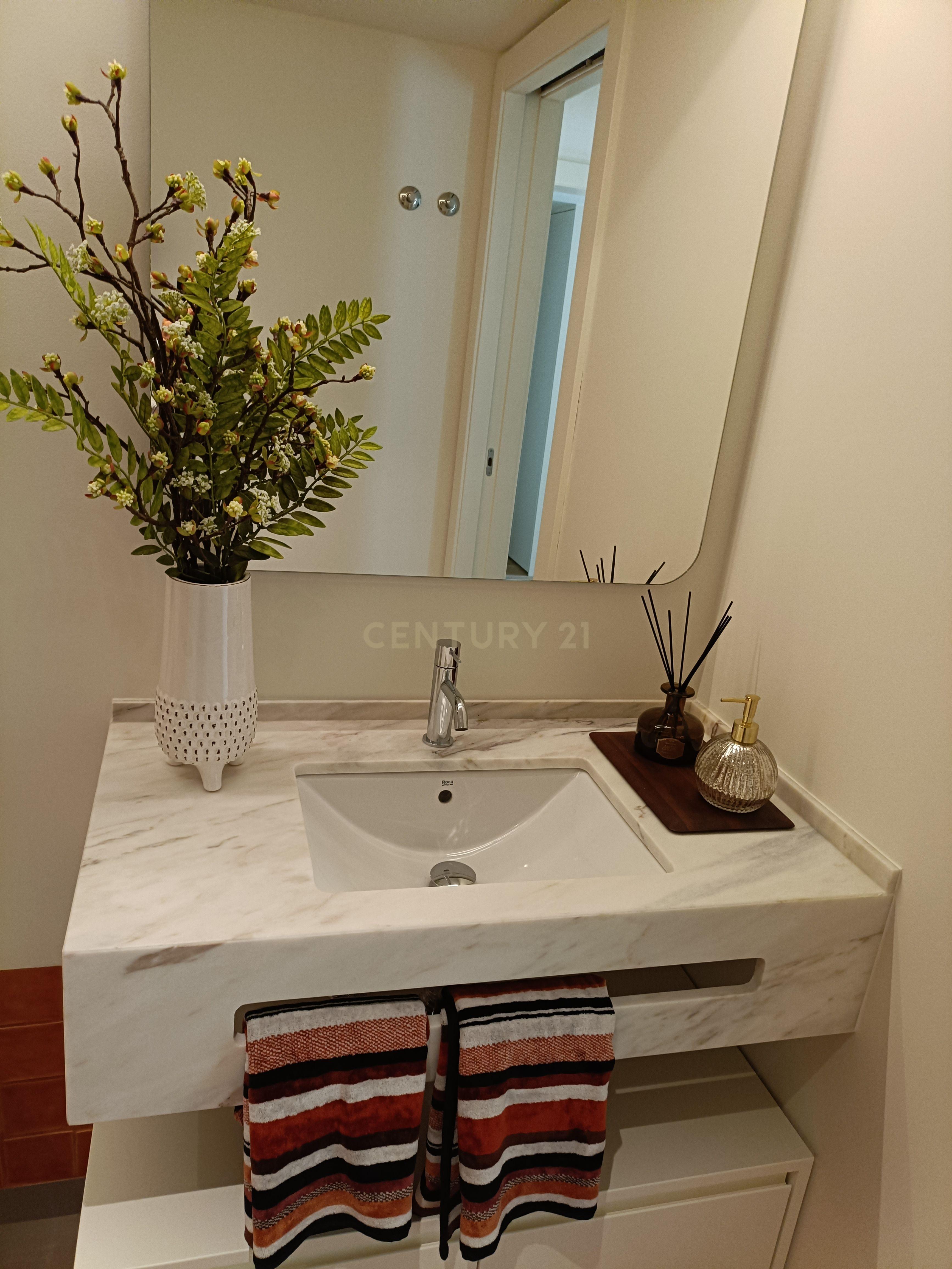 Apartamento Duplex T2, Novo, já concluído e com Licença de Utilização, à Venda em Zona Nobre e Recatada do Areeiro na Av. Madrid - Image 46