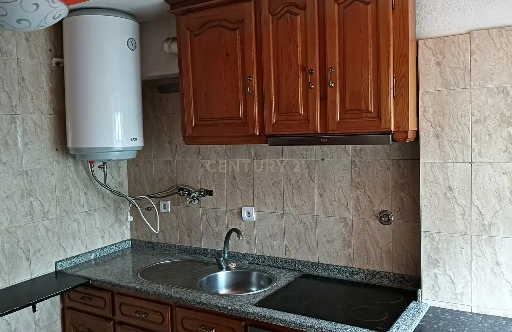 Prédio com apartamento e baixo comercial - Image 30