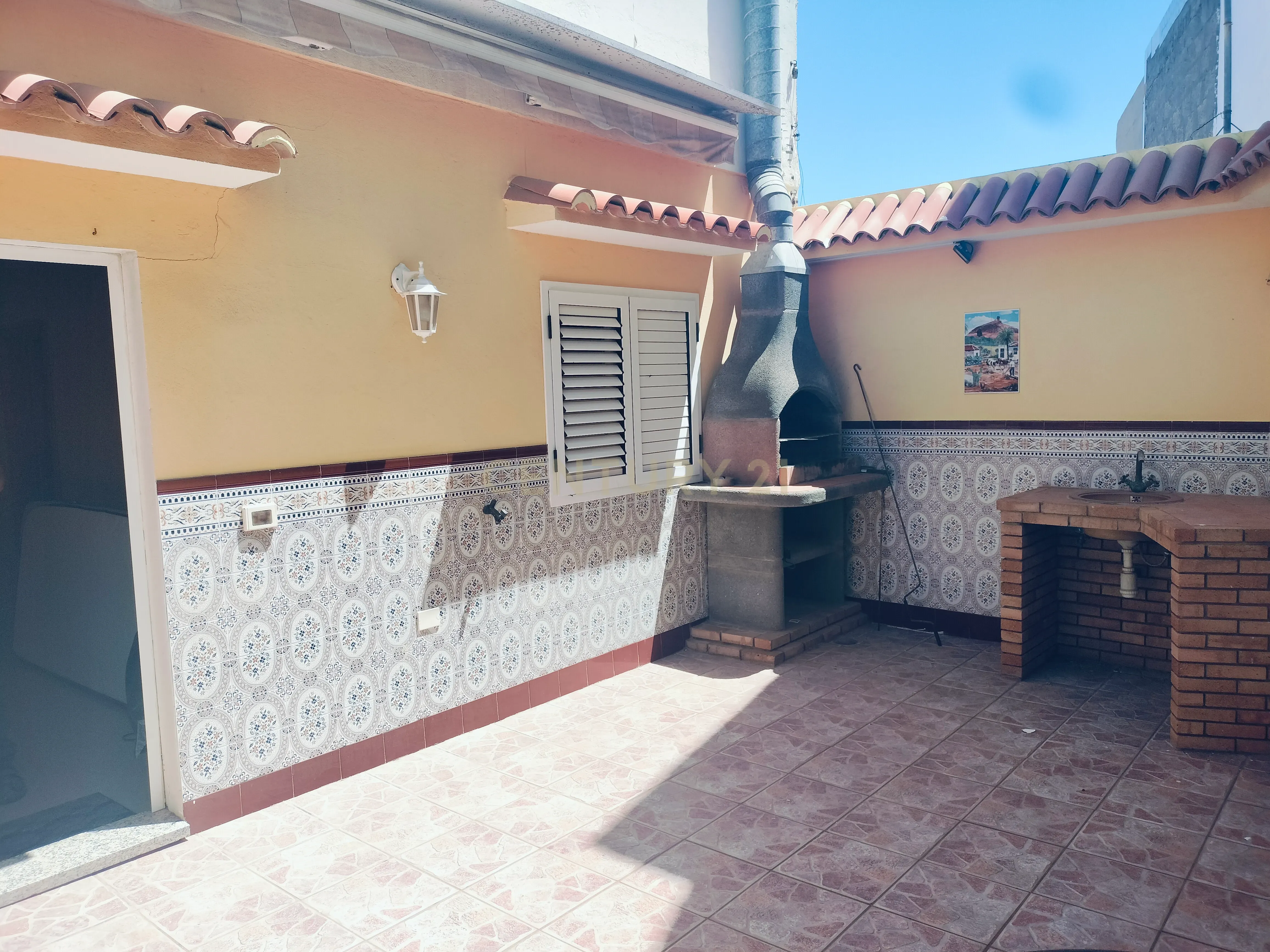 undefined - Image 1