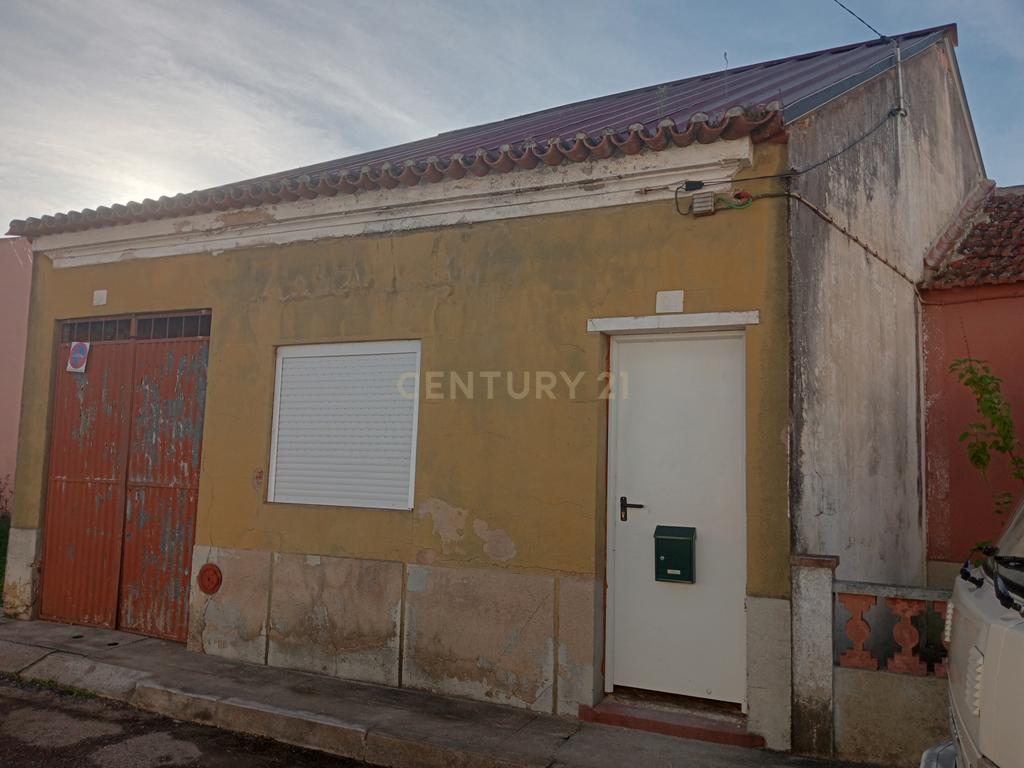 Moradia T2 na Travessa dos Moinhos nº21, Alpiarça - Image 2
