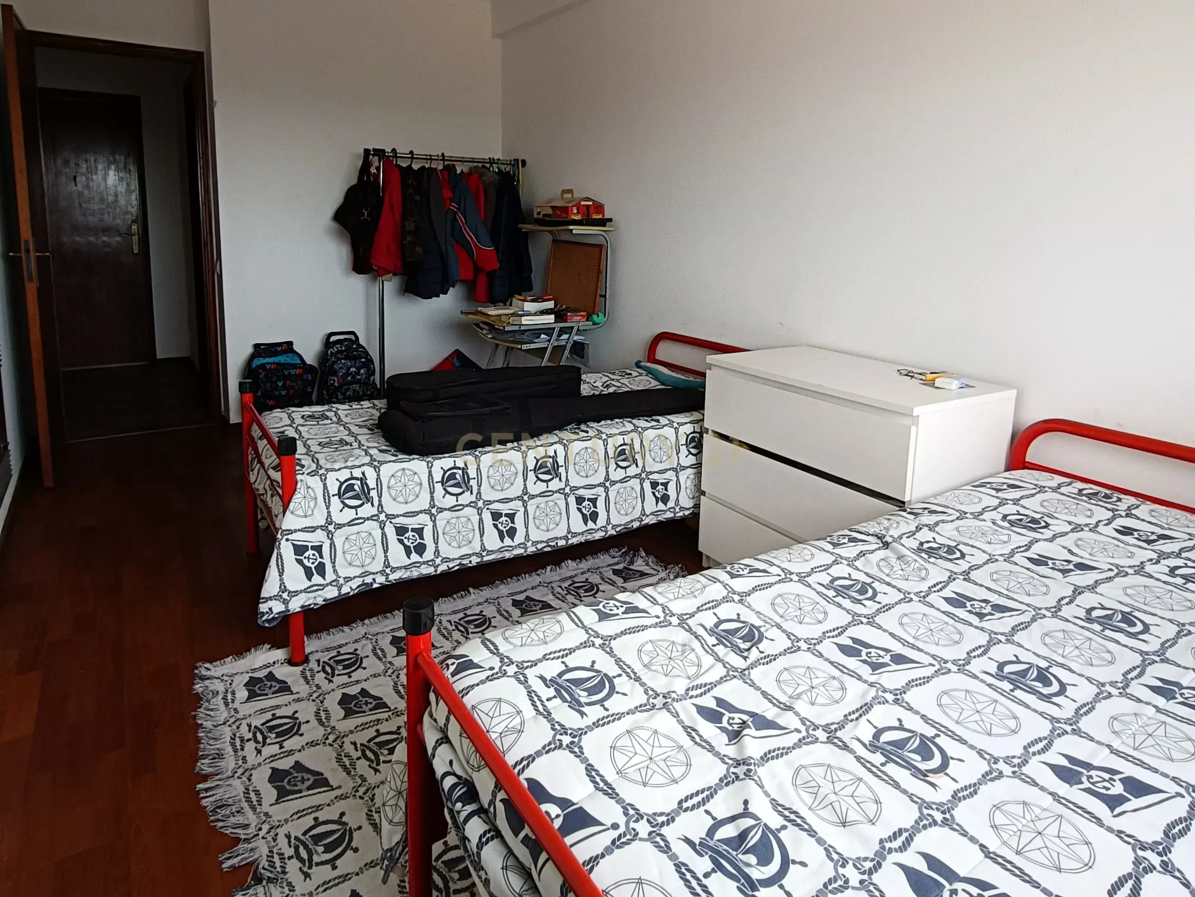 Apartamento T2, com Suíte, no Centro de Oliveira do Bairro - Image 10