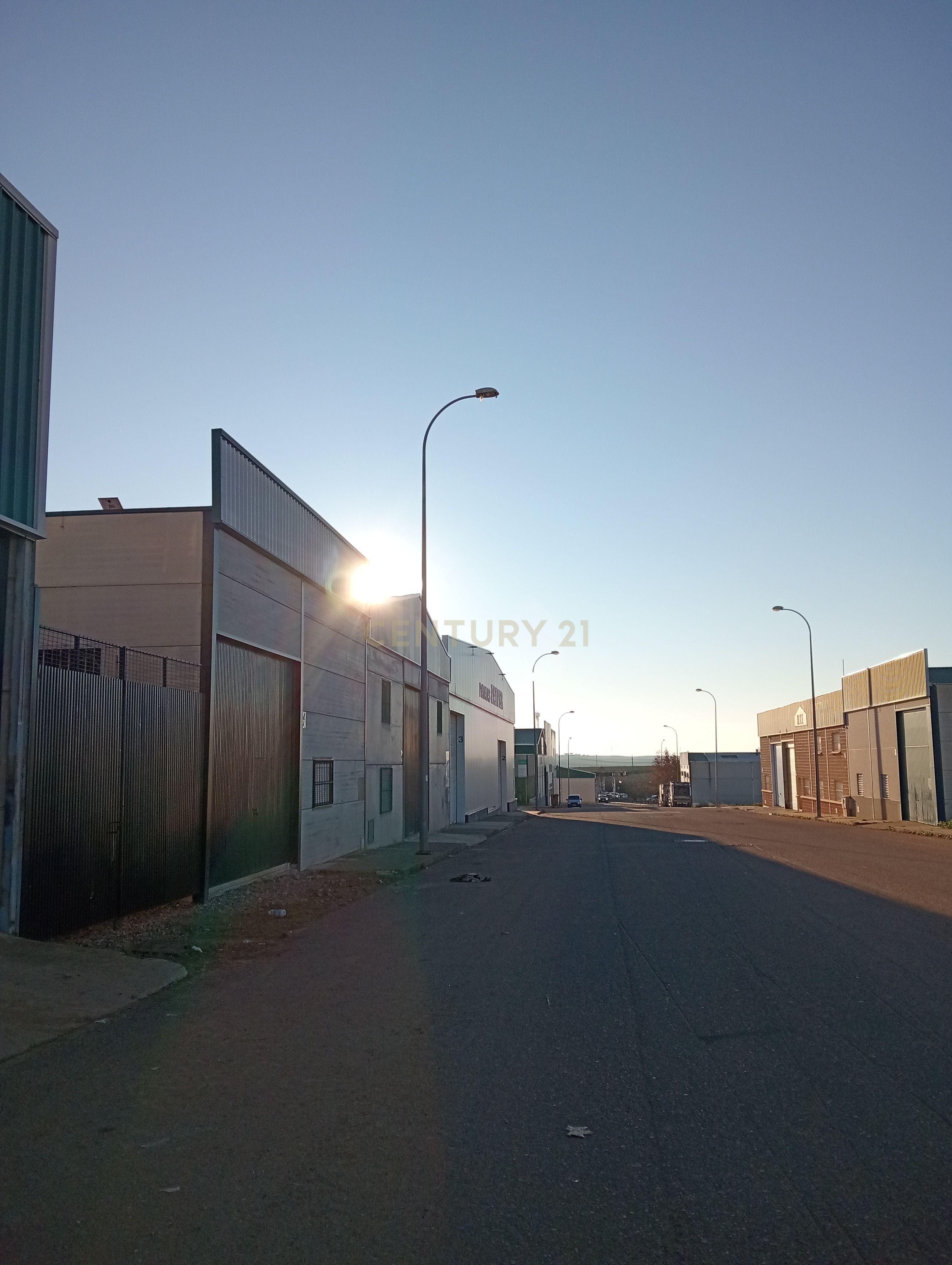 undefined - Image 1