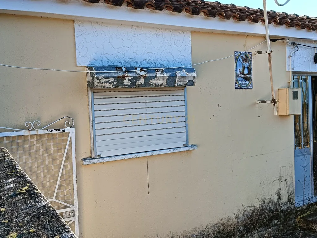 Casa Isolada para Recuperação em Vila Real - 35.000€ - Image 4