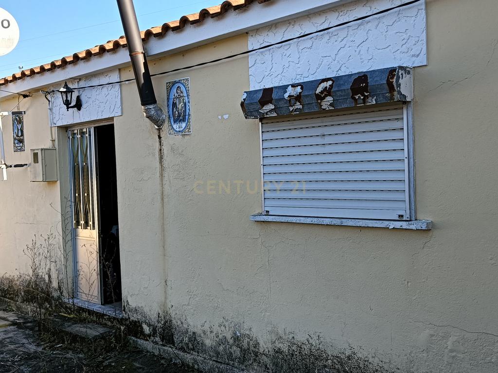 Casa Isolada para Recuperação em Vila Real - 35.000€ - Image 3