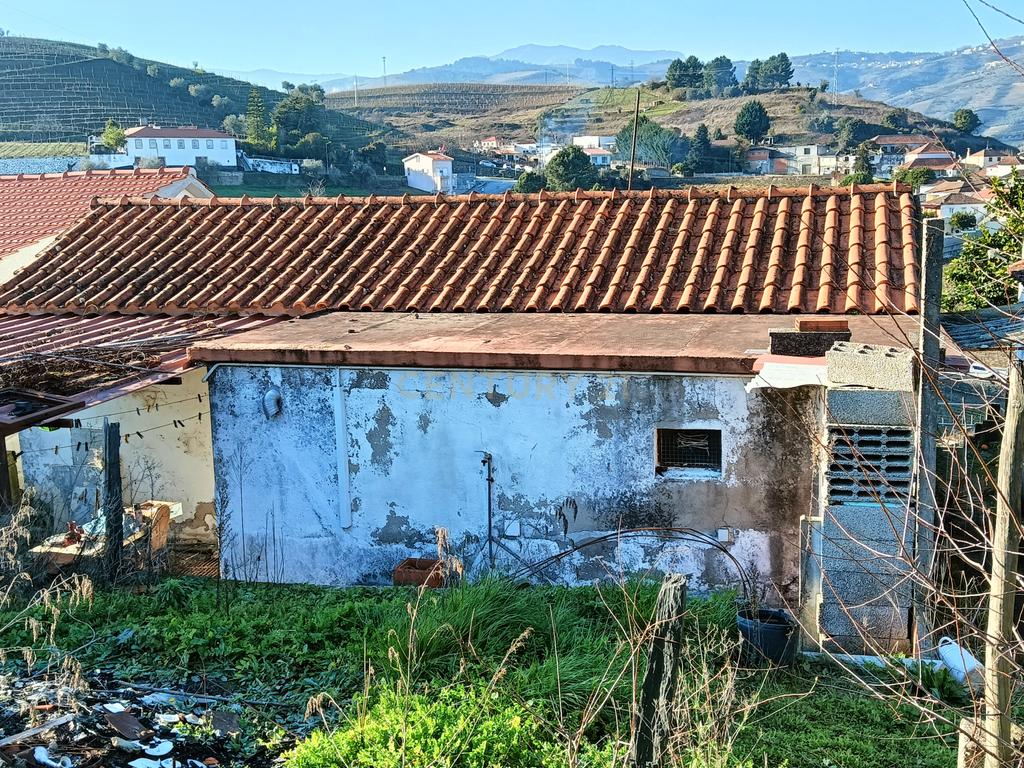 Casa Isolada para Recuperação em Vila Real - 35.000€ - Image 6