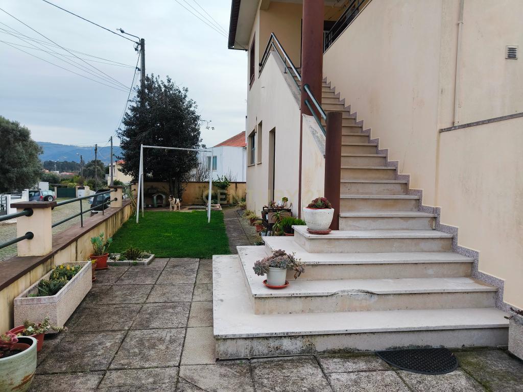 Andar Moradia com terraço situado em Lanheses, Viana do Castelo - Image 21