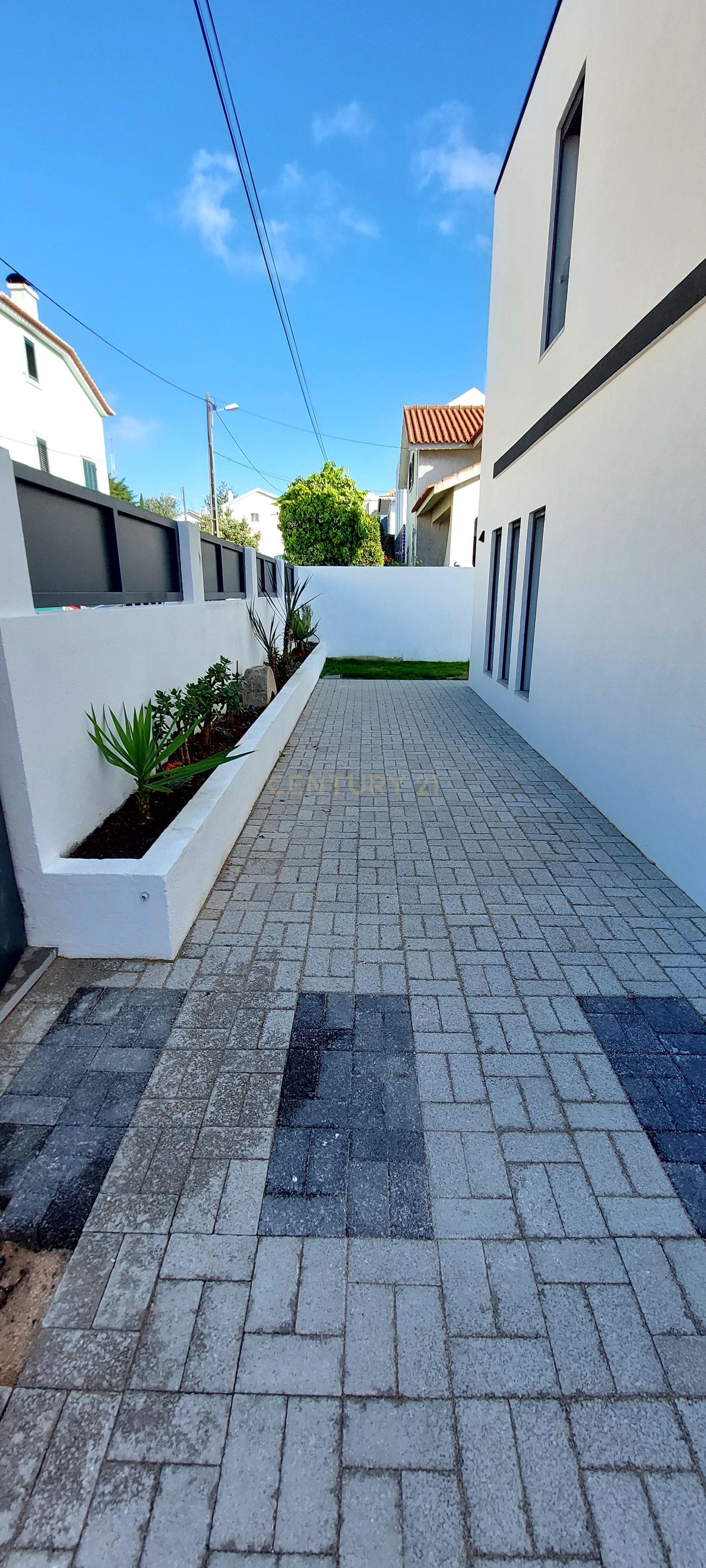 Moradia T3 - Excelente oportunidade de investimento, perto do centro de Cascais! - Image 22