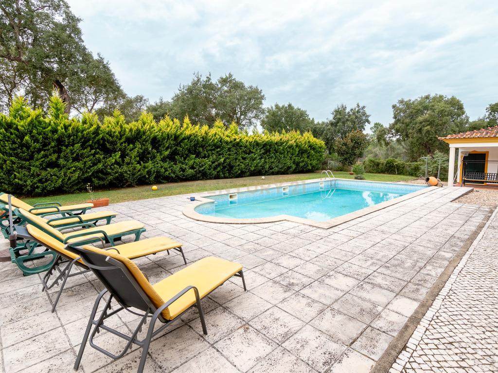 Moradia T4, com piscina, inserida num terreno de 8040m2 - Tomar - Image 6