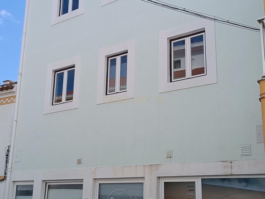 Excelente Oportunidade - Moradia T2 em Montargil - Image 1
