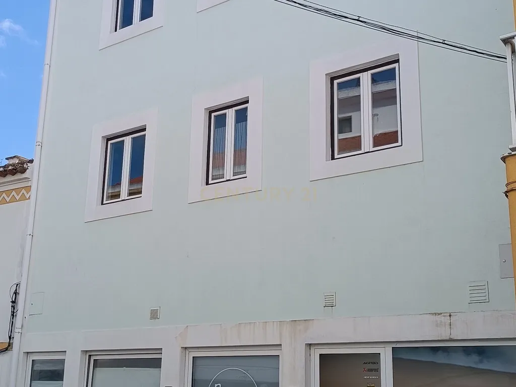 Excelente Oportunidade - Moradia T2 em Montargil - Image 1