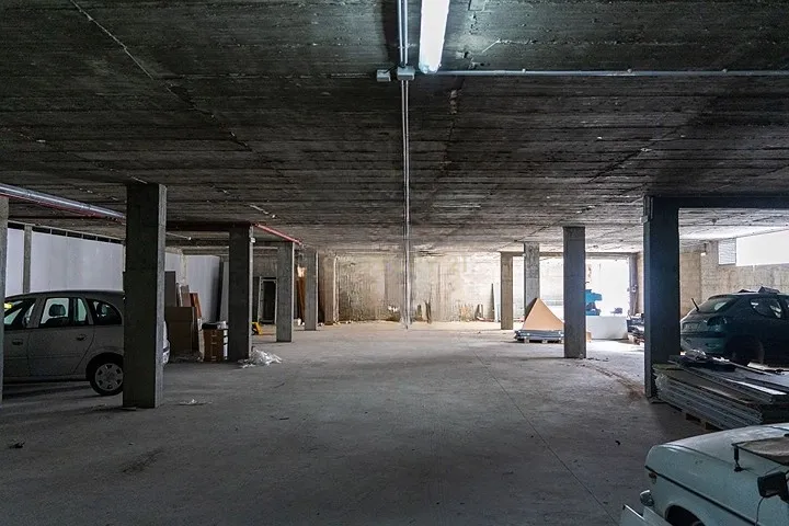 Armazém para venda em Zona Industrial | Alcabideche, Cascais. - Image 9