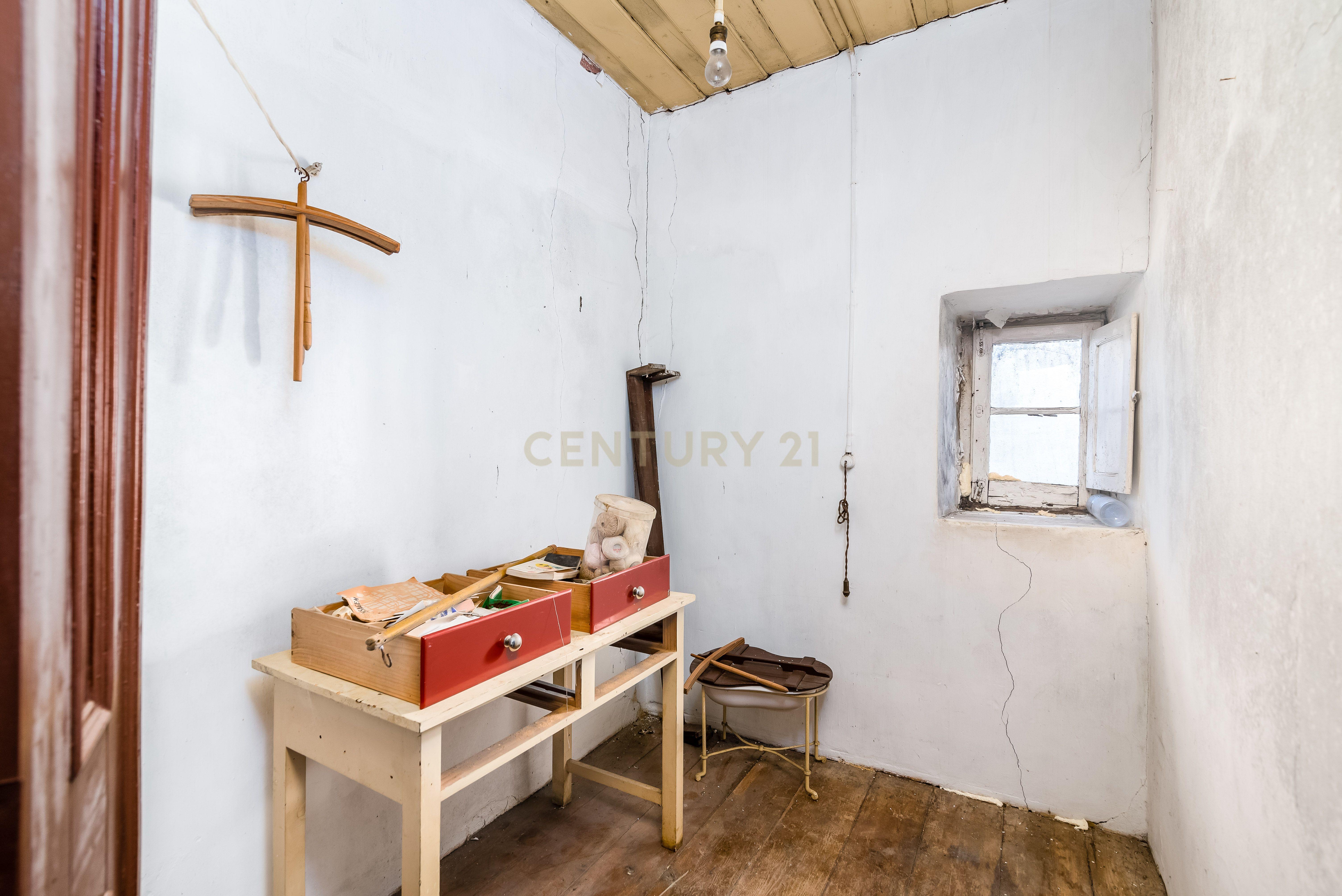 Moradia T4 em Chamusca - Image 11
