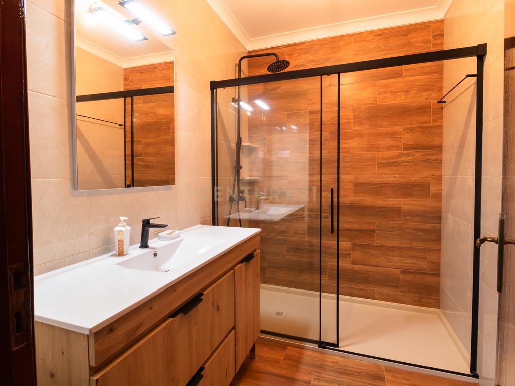 Apartamento T4 em Torres Novas - Image 10