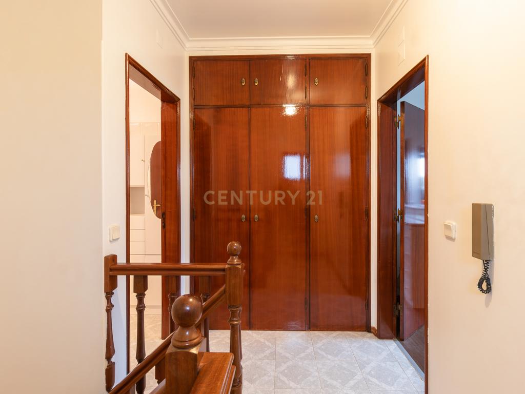 Apartamento T4 em Torres Novas - Image 14