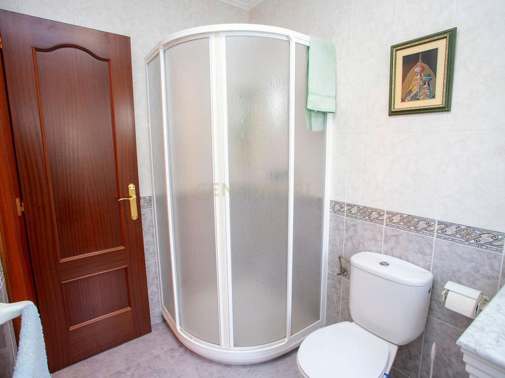 undefined - Image 33