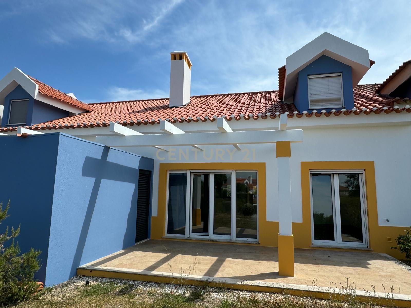 Encantadora moradia de 3 quartos situada no condomínio fechado Casas da Aldeia, em São Francisco da Serra - Image 6