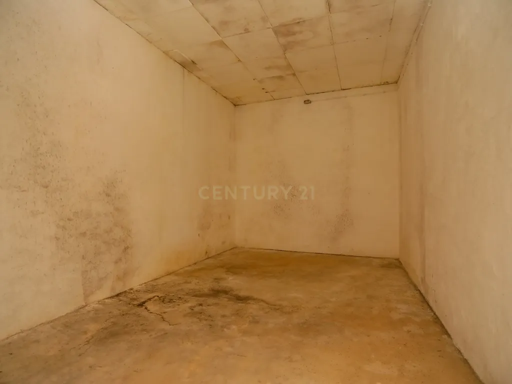 Casa para reabilitar em Cumeira de Santa Catarina, Caldas da Rainha - Image 9