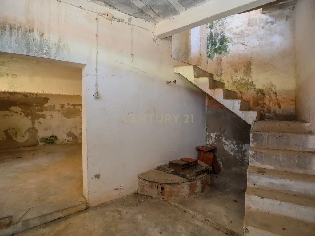 Casa para reabilitar em Cumeira de Santa Catarina, Caldas da Rainha - Image 11