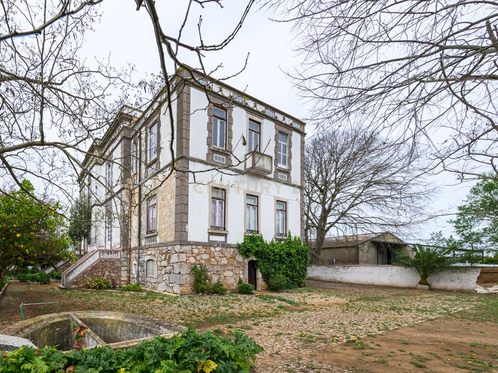 Quinta de 10.300m2 com Palacete do sec. XIX em Serpa - Image 9