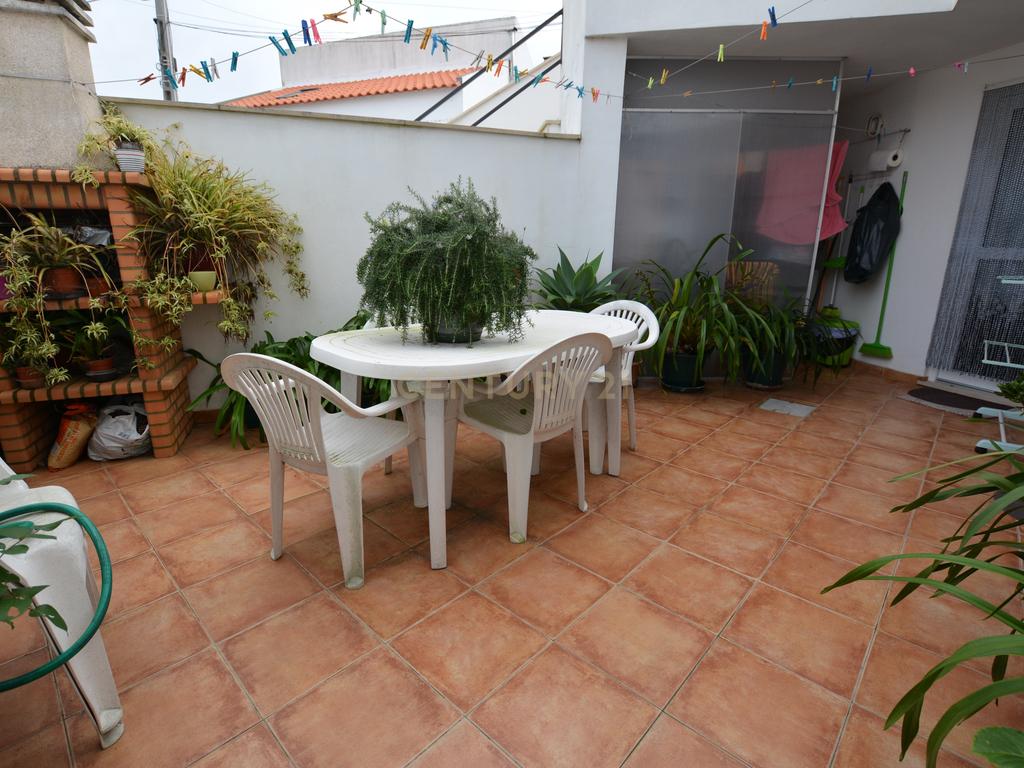 Moradia Bi-familiar T2+T2 - Vale de Maceira - Image 32