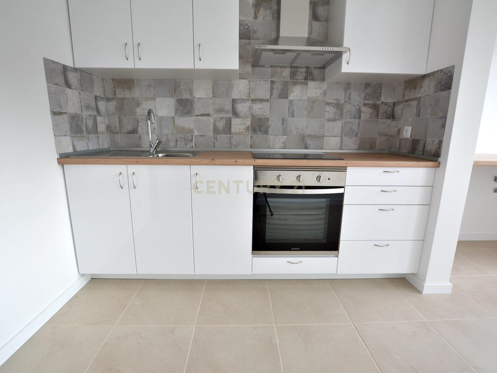 Apartamento T4 para arrendar no centro de Torres Vedras - Image 2