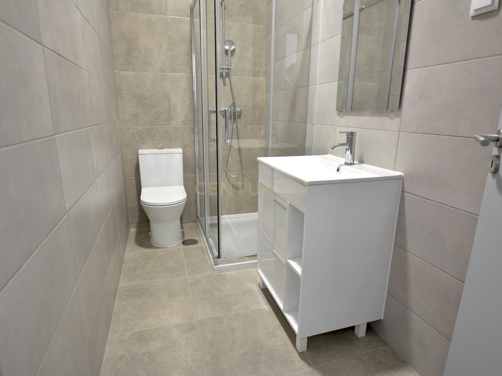 Apartamento T4 para arrendar no centro de Torres Vedras - Image 8