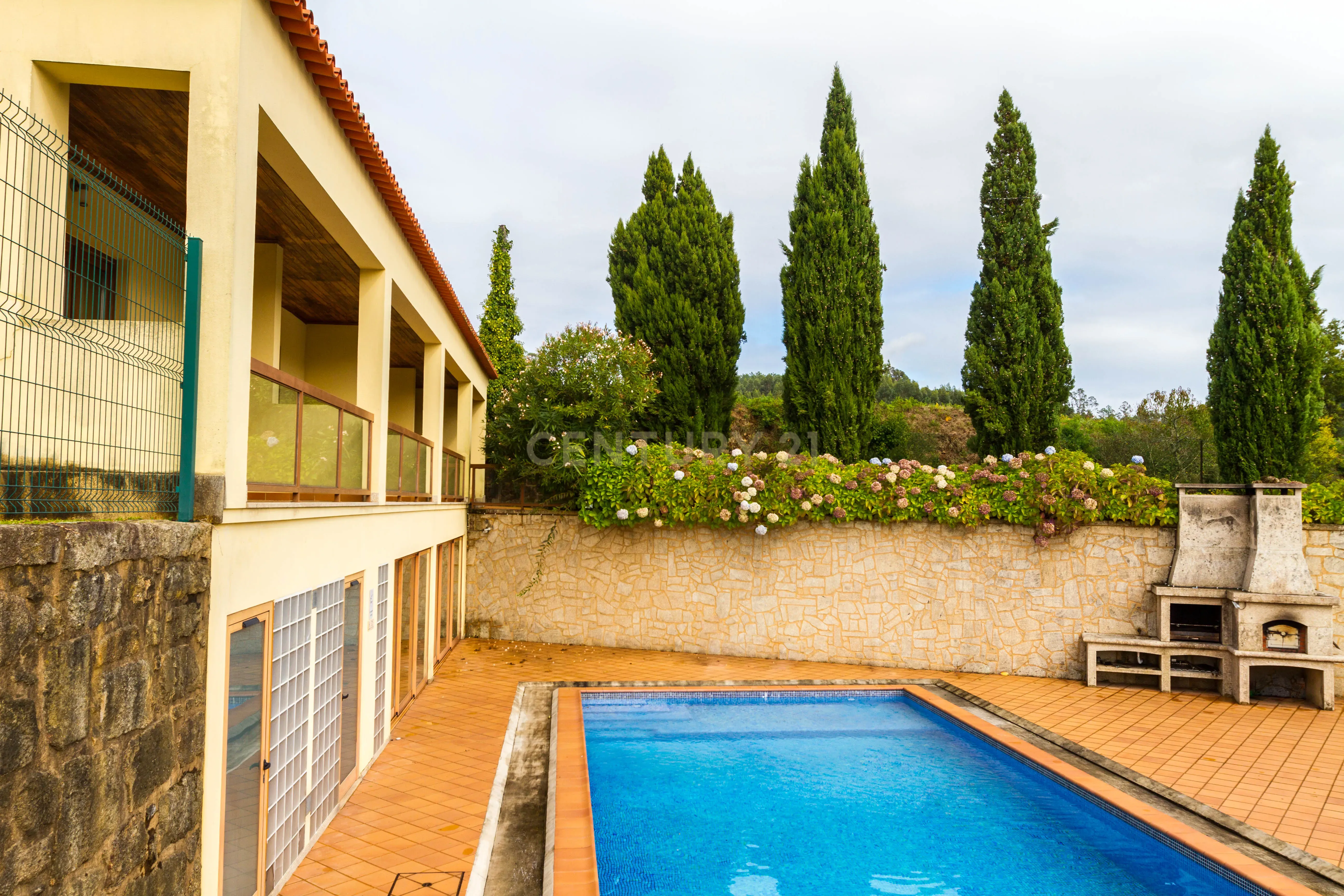 QUINTA EM PONTE DE LIMA / OPORTUNIDADE GOLDEN VISA - Image 1
