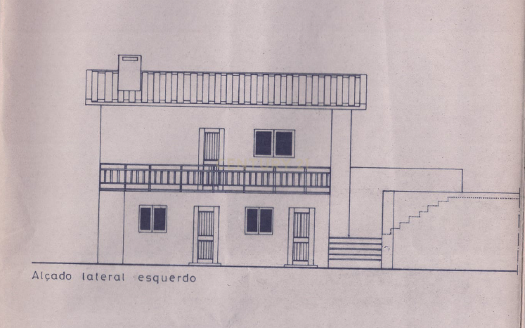 Casa no Gerês para restauro com Terreno e vistas magnificas sobre a montanha - Image 24