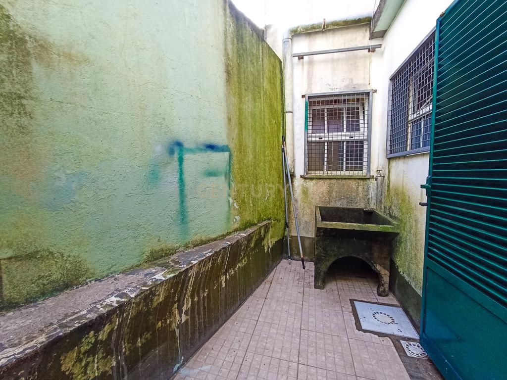 Moradia T3 a 50m das Piscinas Naturais da Atalhada – Um Refúgio de Charme em Zona Turística Privilegiada - Image 13