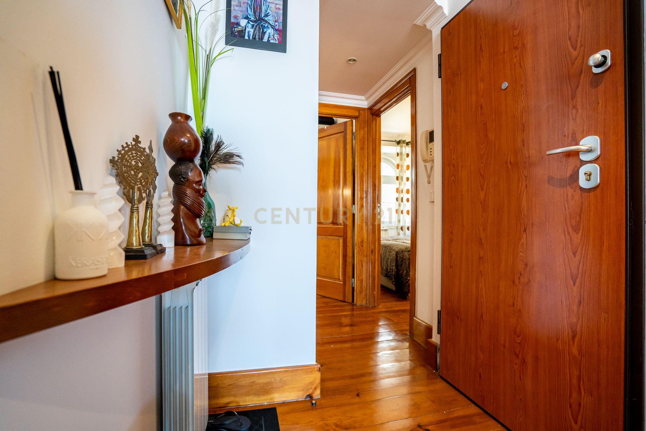ApartamentoT2 Com Box, Lapa/Santos - Image 12