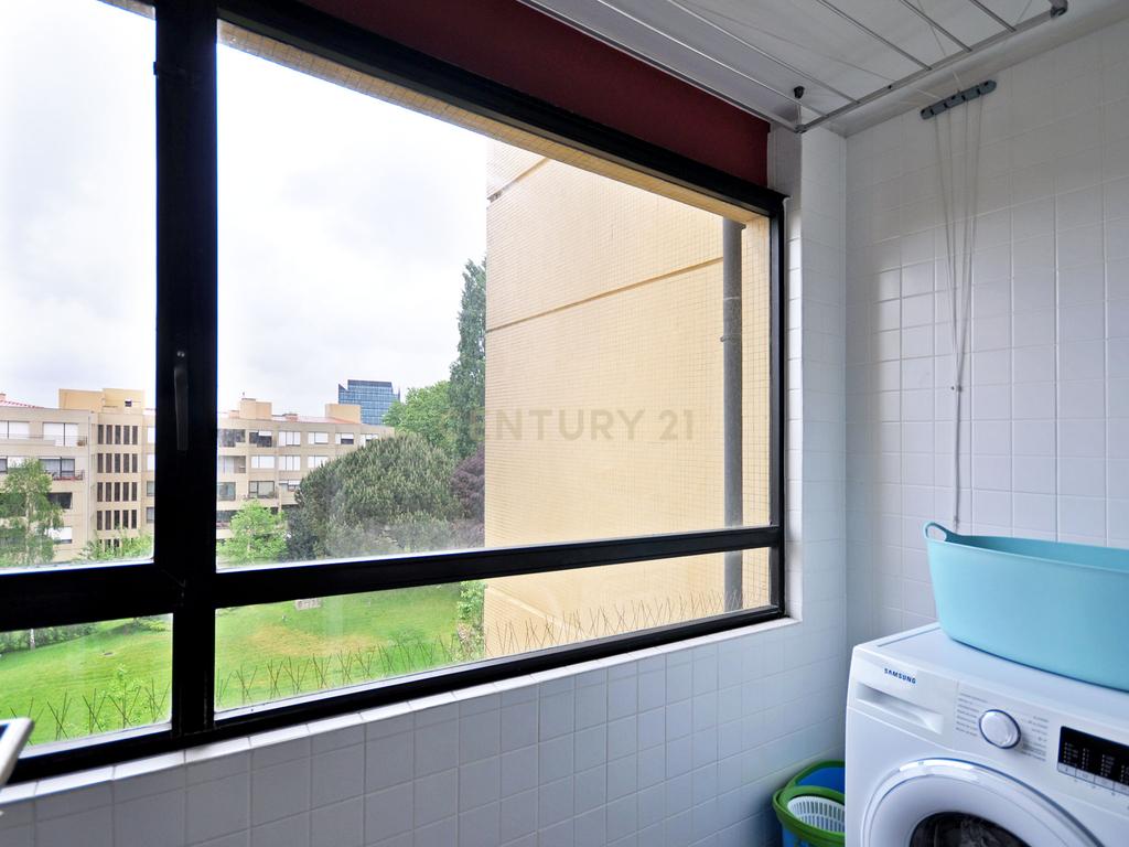 Apartamento T3, Lordelo do Ouro, Porto - Image 9
