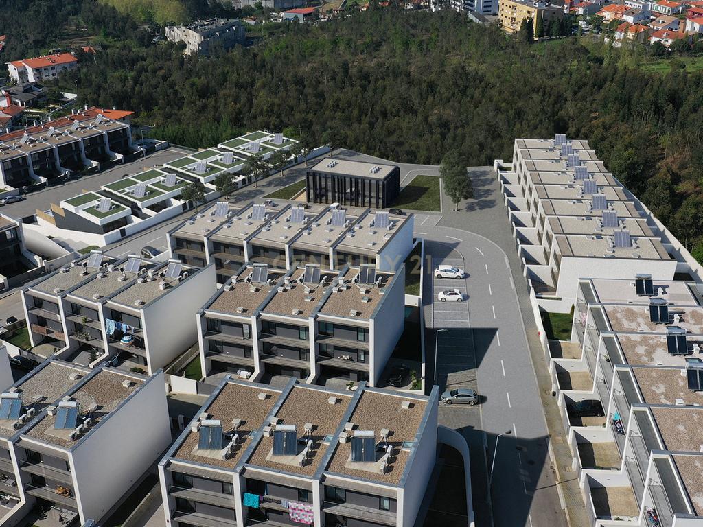 MORADIAS T3 - EMPREENDIMENTO GOLD HOUSE GRIJÓ - Image 8