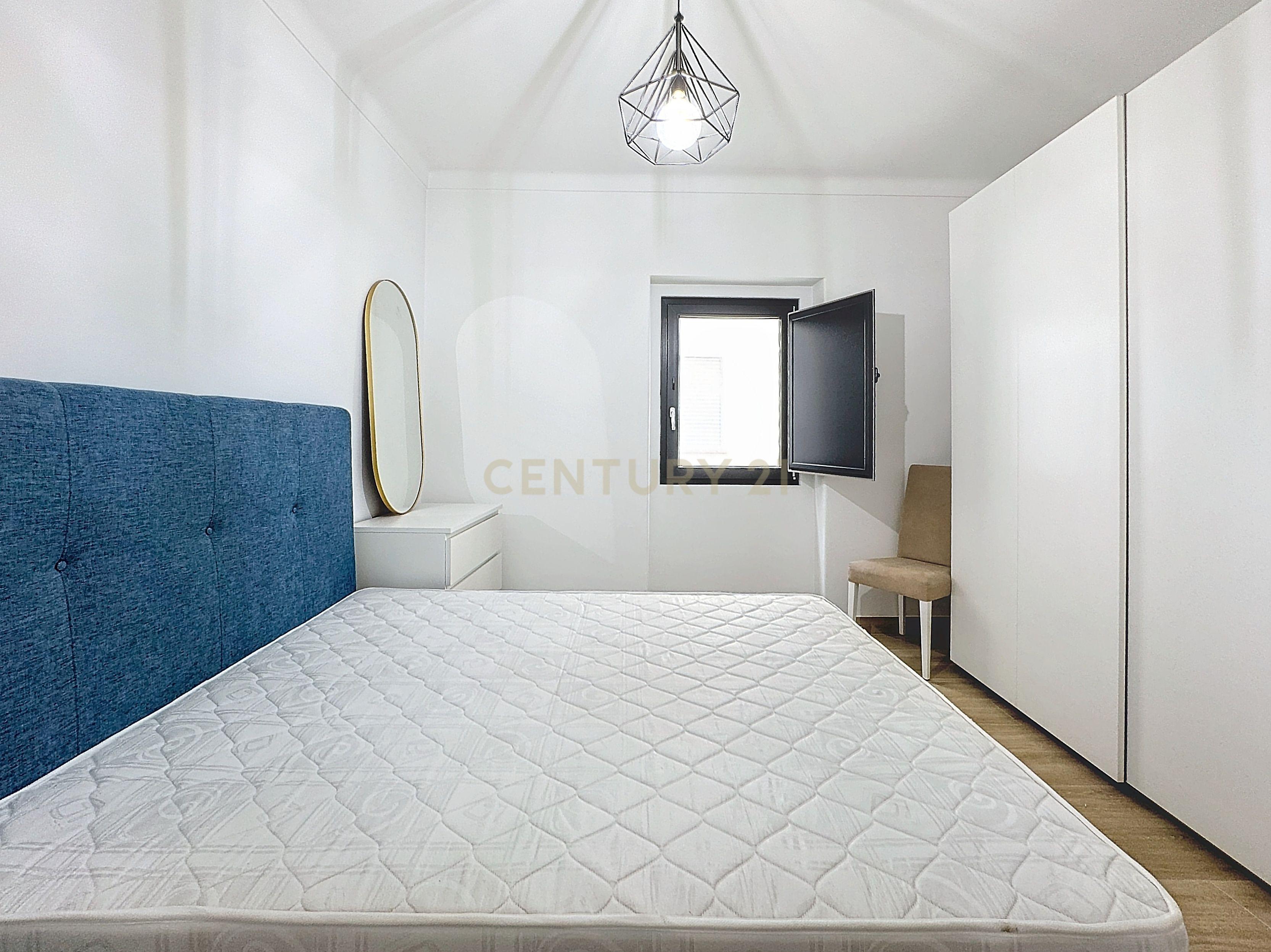 Apartamento - Rés-do-Chão - Centro Histórico - Nazaré - Arrendamento - Image 6
