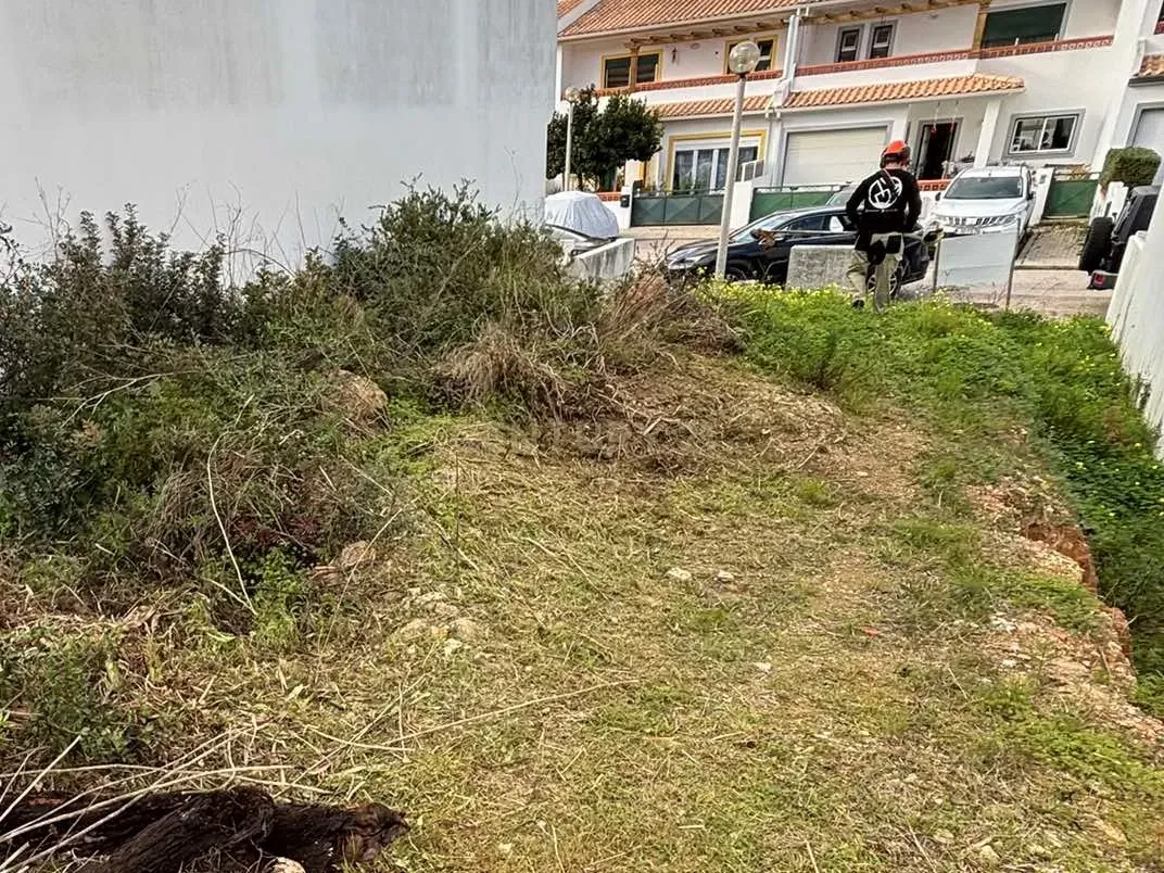 Terreno com projecto aprovado em Montinhos do Burgau - Image 5