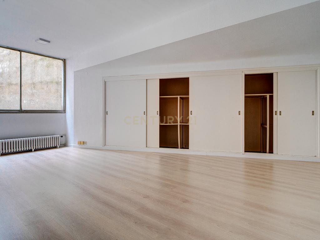 undefined - Image 4