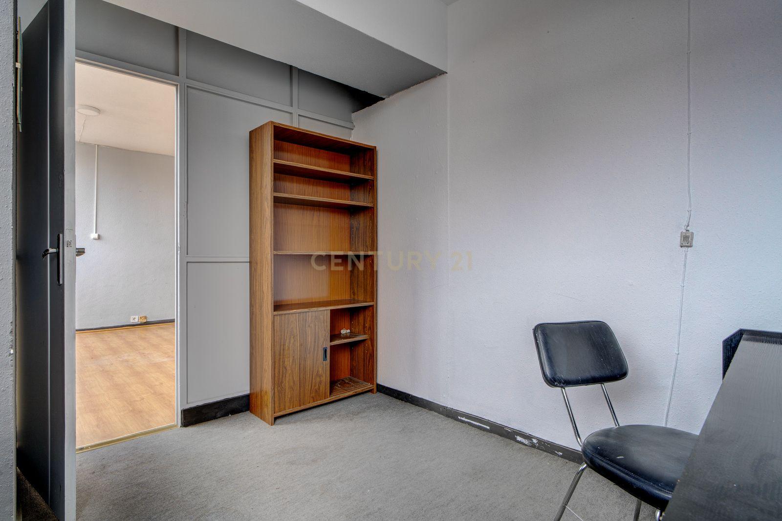 undefined - Image 7