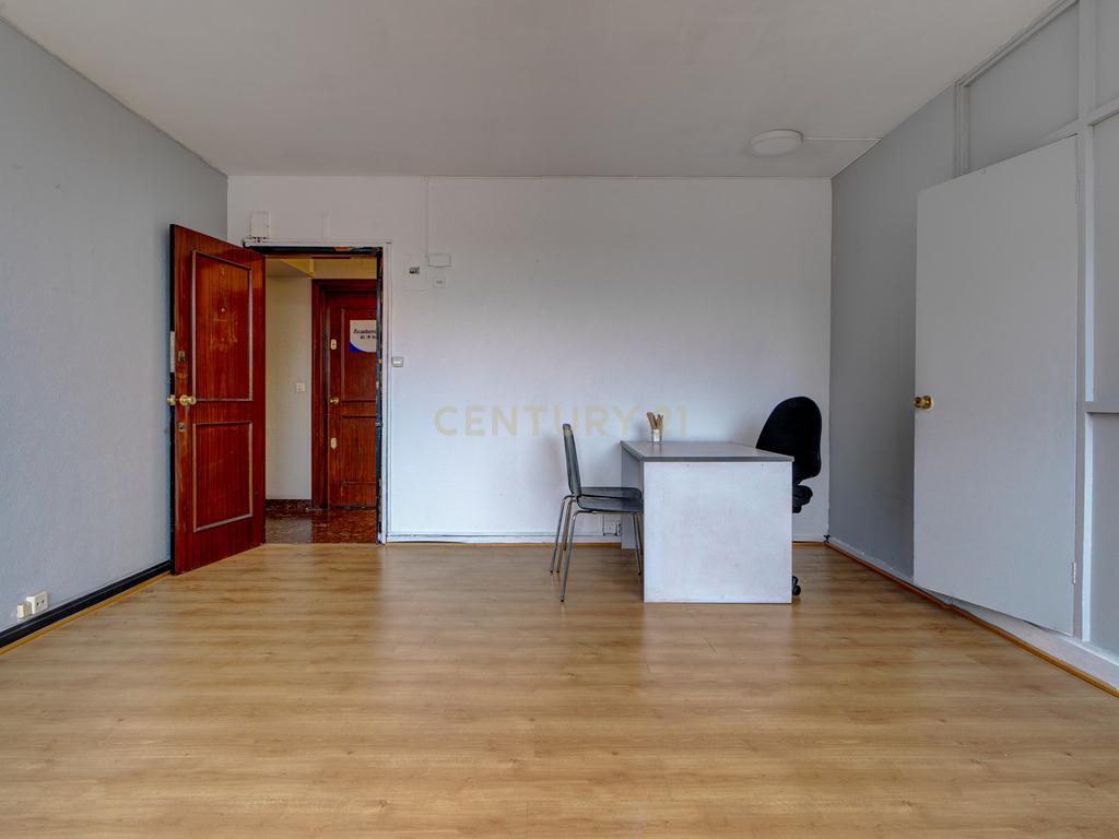undefined - Image 8