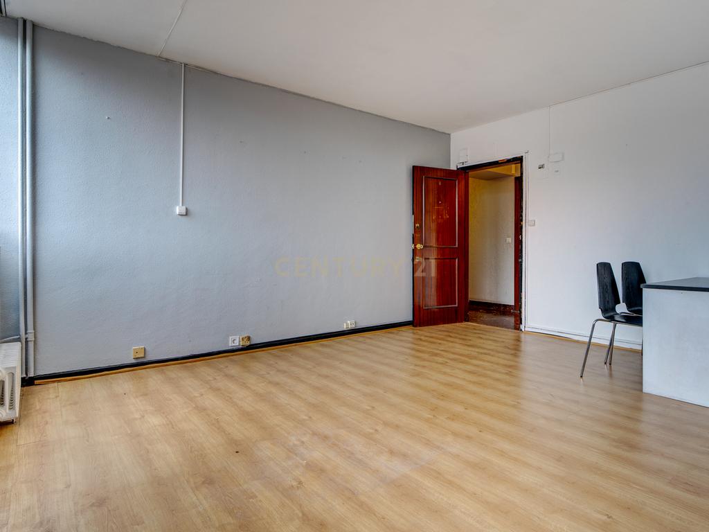 undefined - Image 9