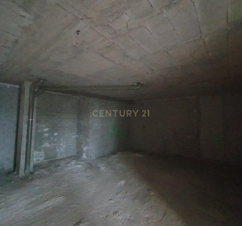 undefined - Image 7