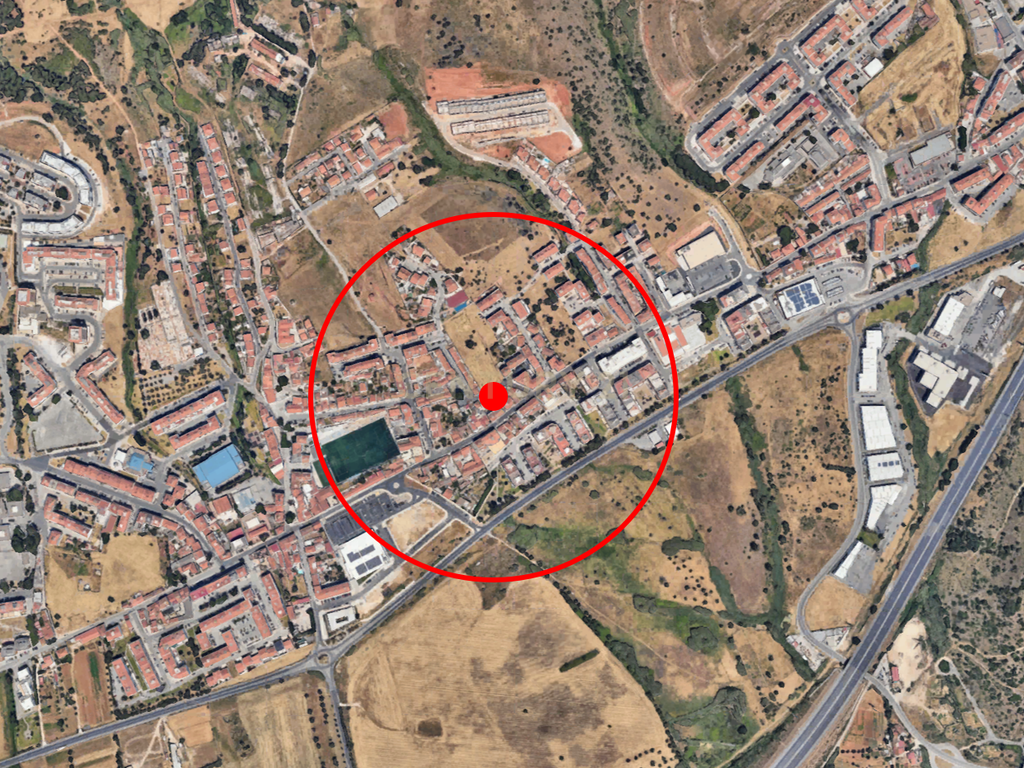 Terreno com viabilidade de construção de 20 apartamentos no centro de Vialonga - Image 15