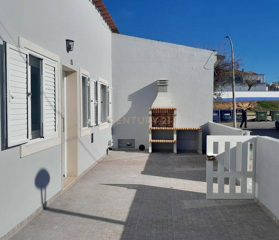 MORADIA EM SETÚBAL - Image 4
