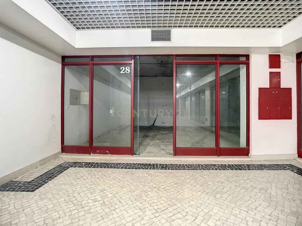 Loja Edifício Varandas em Nazaré - Image 3