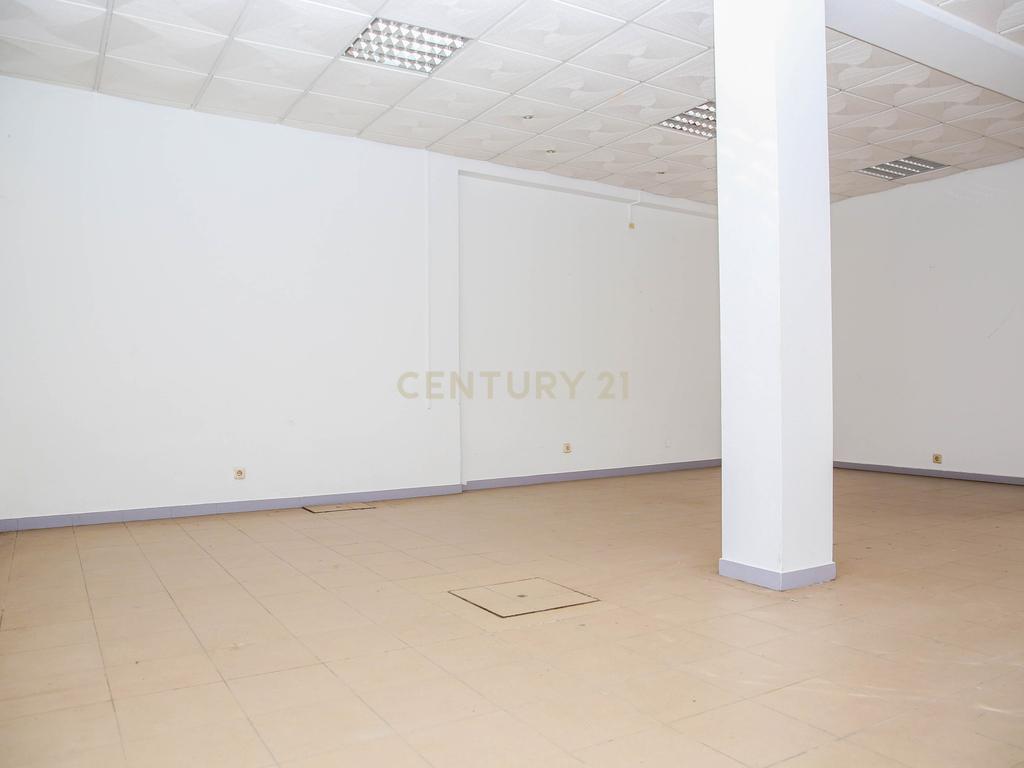 Prédio em Propriedade Total - Habitação e Comércio - Image 122