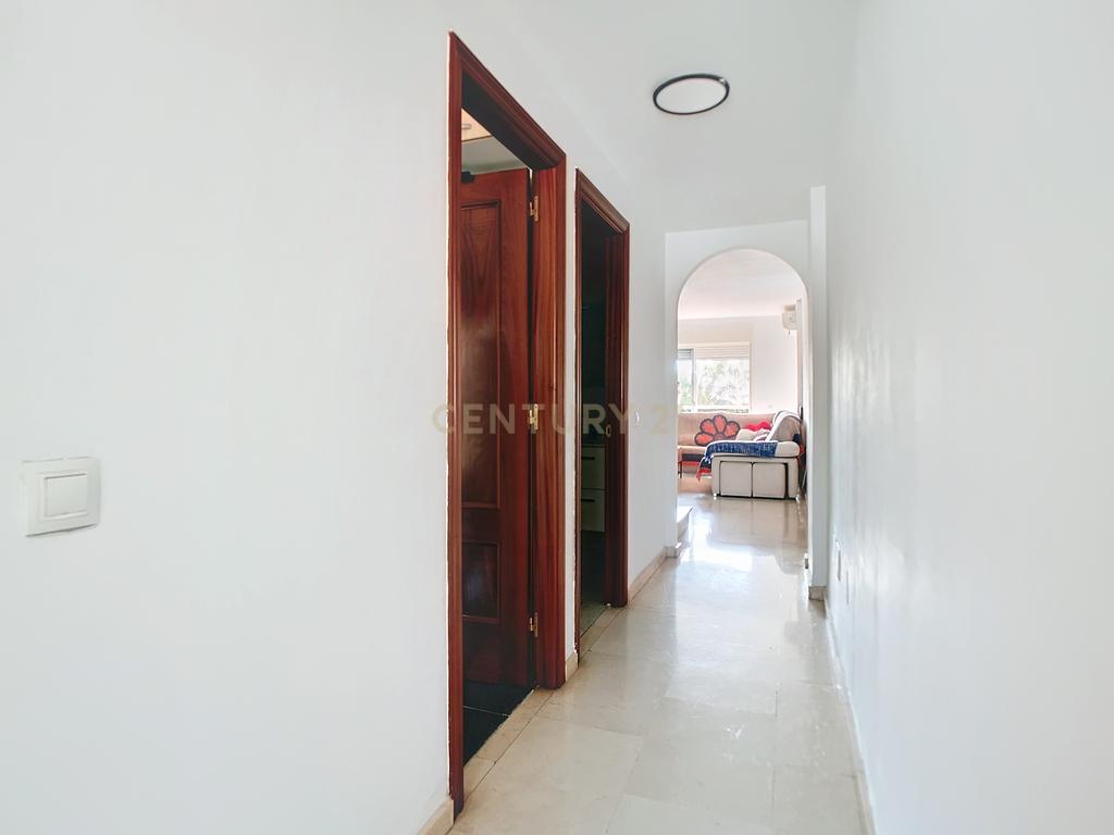 Calle Isabel la Católica, nº 1, Los Pacos, Fuengirola (Málaga)