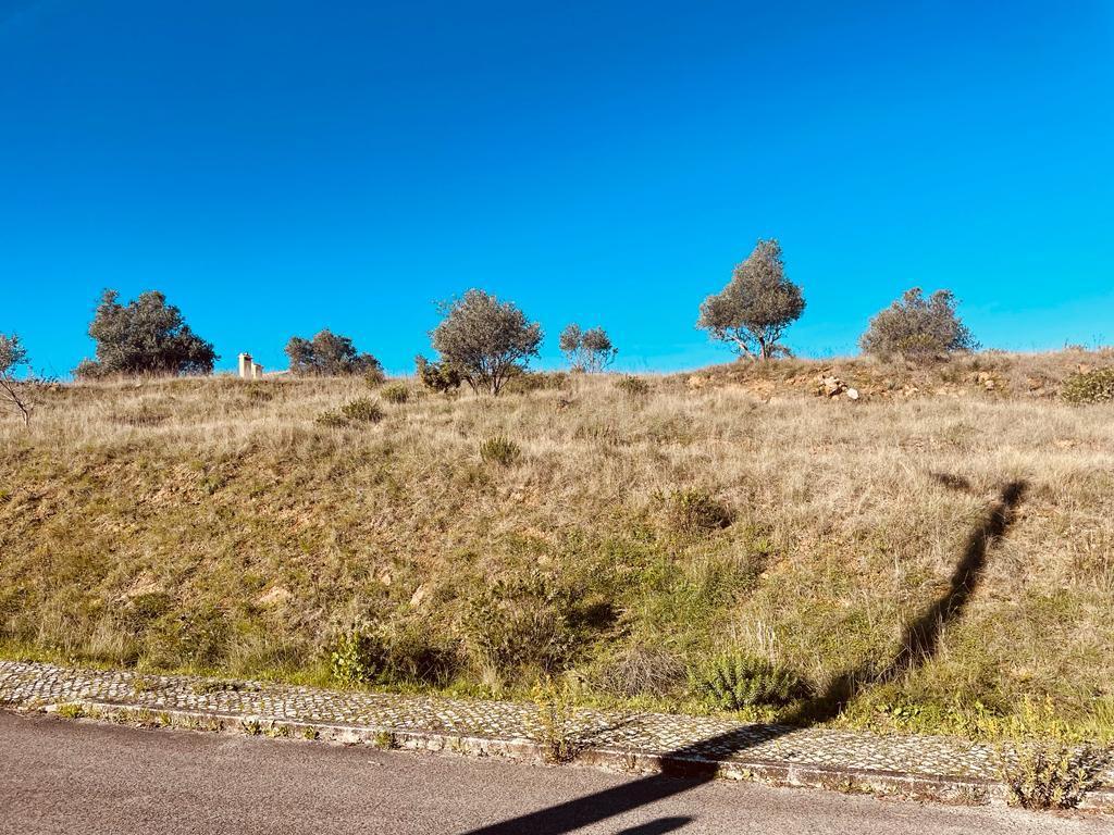 Lote para construção no loteamento Quinta da Coutada, freguesia e concelho de Vila Franca de Xira. - Image 2