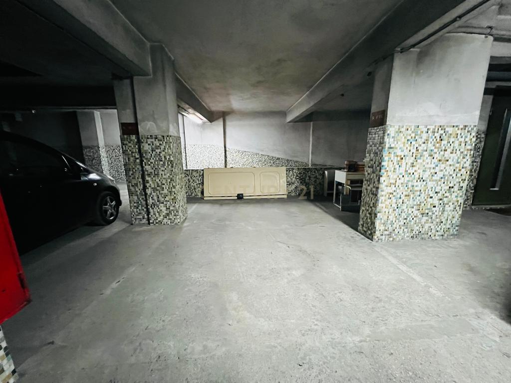 T2 com garagem em prédio com elevador em Campo de Ourique - Image 23
