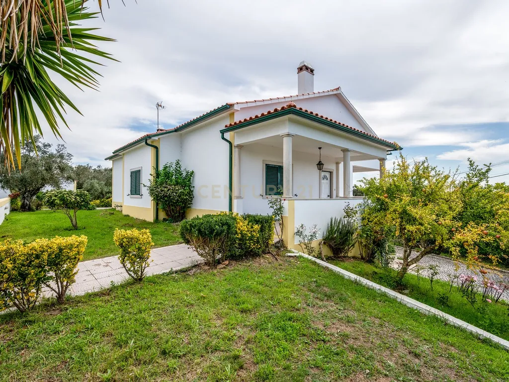 Magnifica Propriedade para venda em Olalhas, Tomar. - Image 1