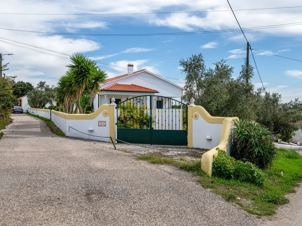 Magnifica Propriedade para venda em Olalhas, Tomar. - Image 2