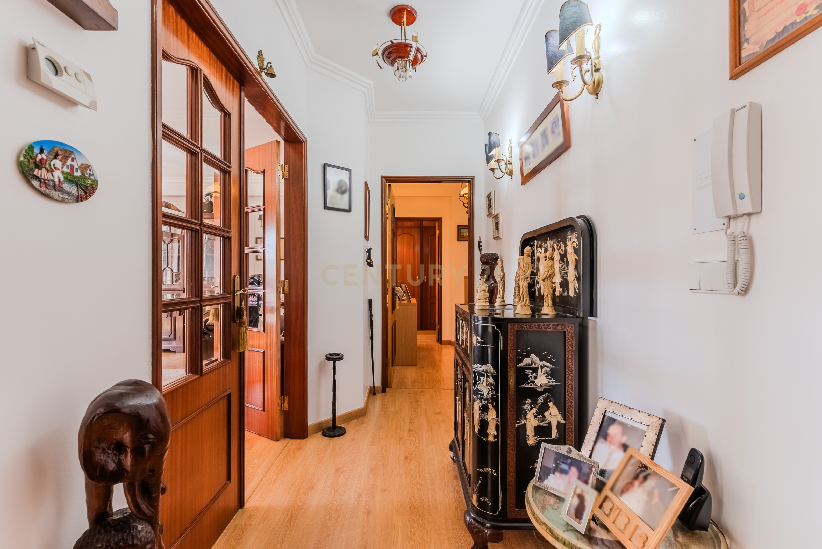 Apartamento T3 à venda na Ericeira, com vista mar e localização privilegiada. - Image 25